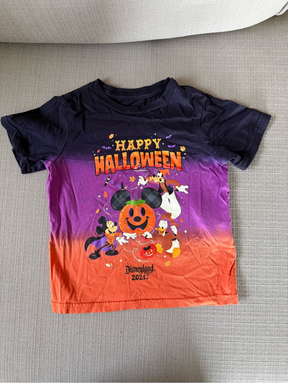 Disney parks Halloween Tee toddler size 4T Mickey Pumpkin - Black/Purple/Orange